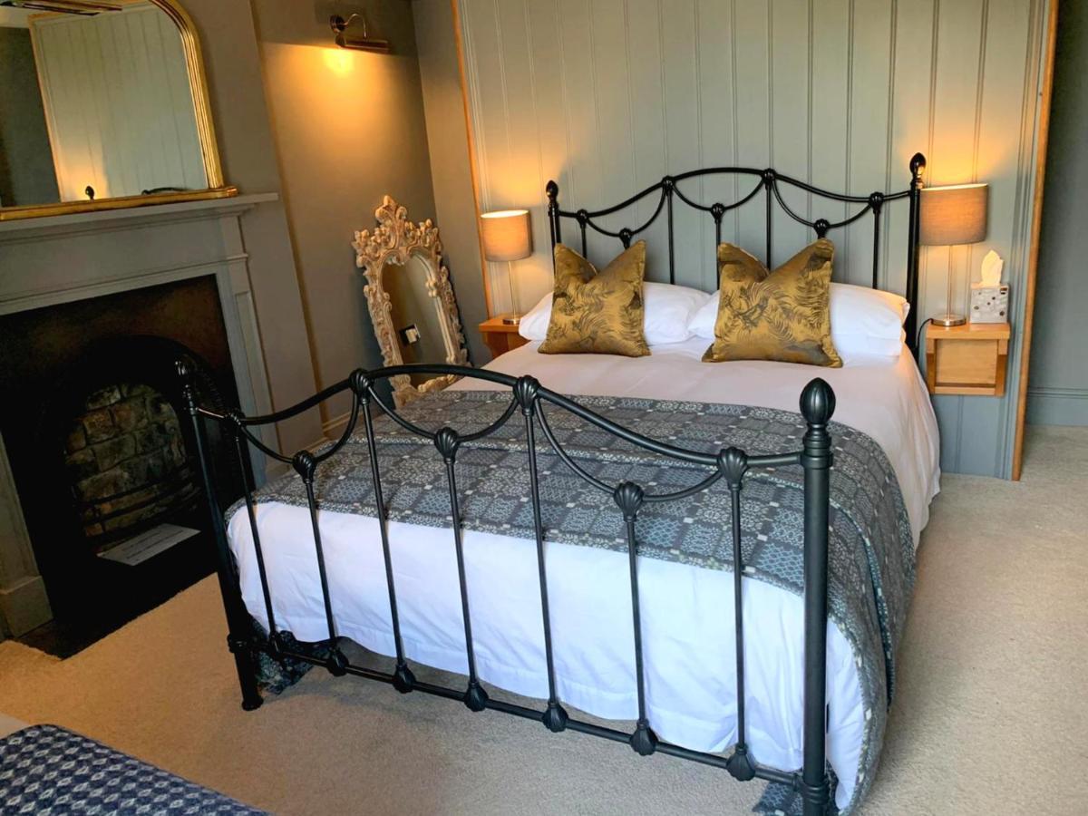 Dylan Thomas Sea View Bed & Breakfast Laugharne Exterior foto